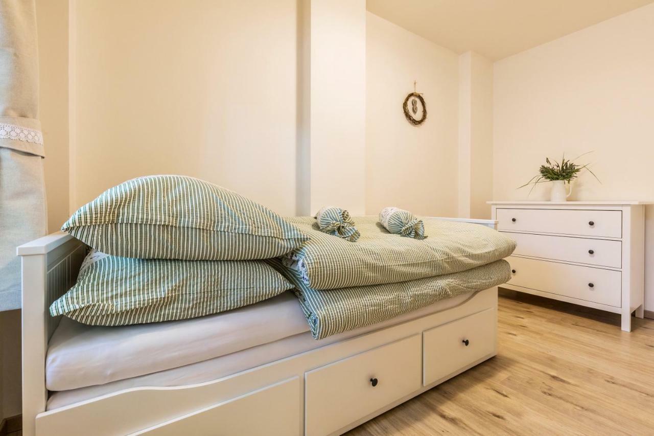 Vinarstvi Fiamoli Apartment Vracov Luaran gambar